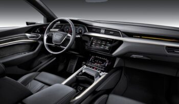 Audi E-tron 55 Quattro lleno